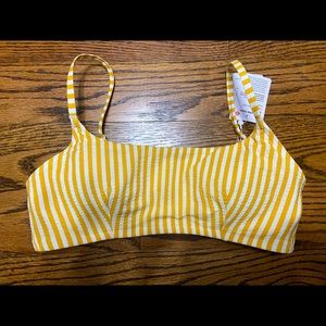 NWT Lululemon seersucker swim top-small